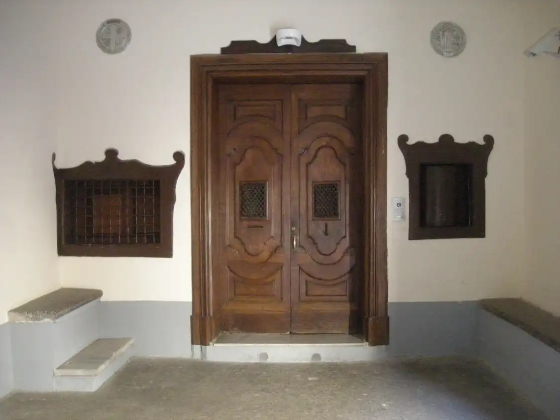 Hotel in zona Monastero e Chiesa di S. Caterina di Teano