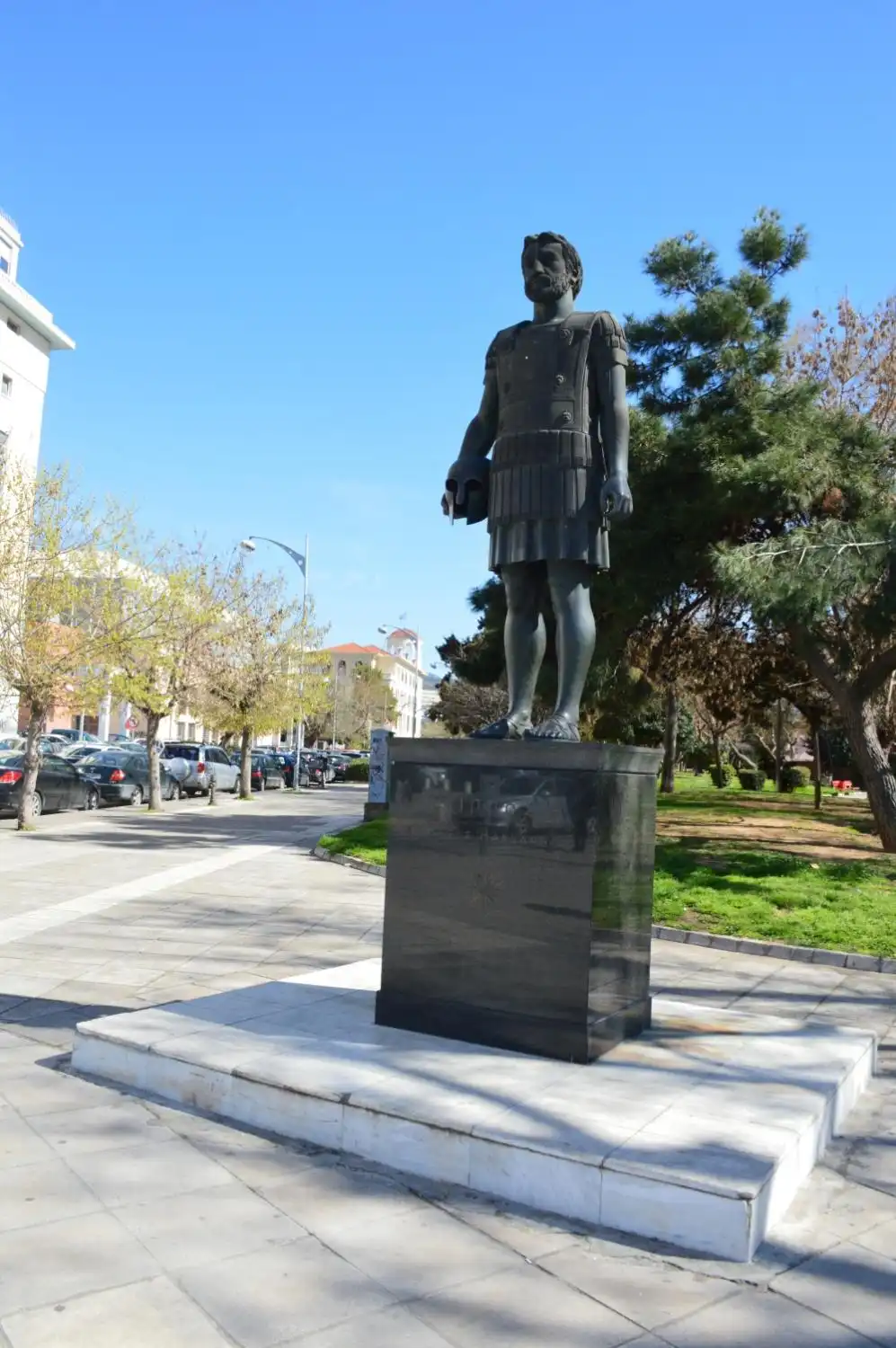 Hotel in zona Statue of Philip II of Macedon