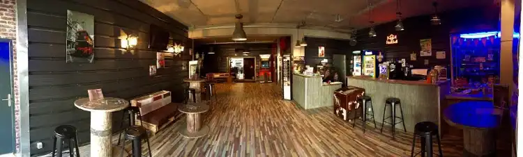 瓦德勒伊宜必思尚品飯店