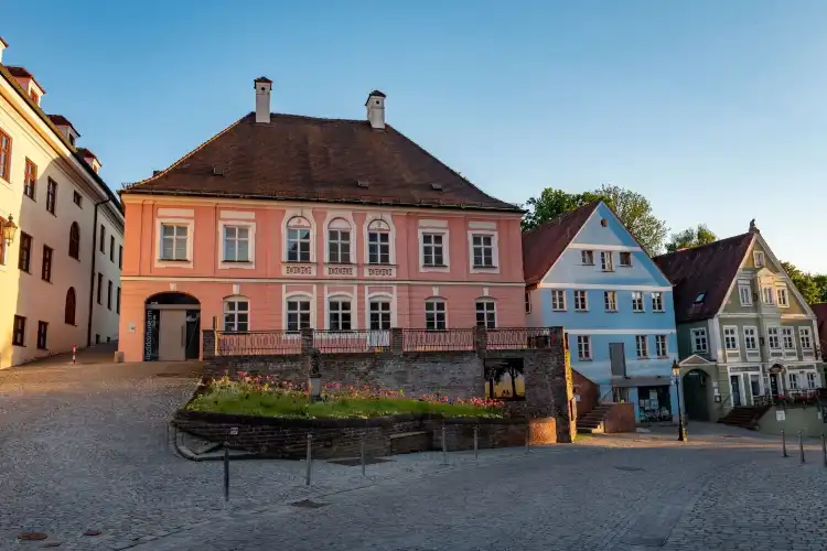 Hotel dekat Bezirksmuseum