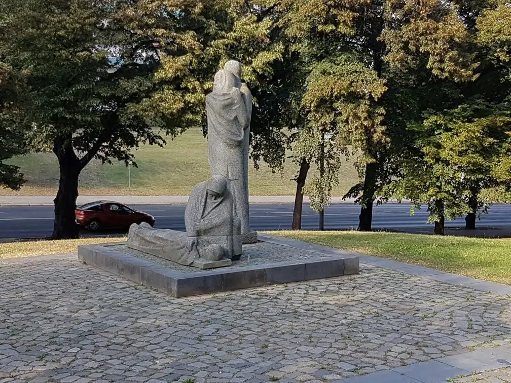 Hotels near Denkmal Antifaschistischer Widerstand