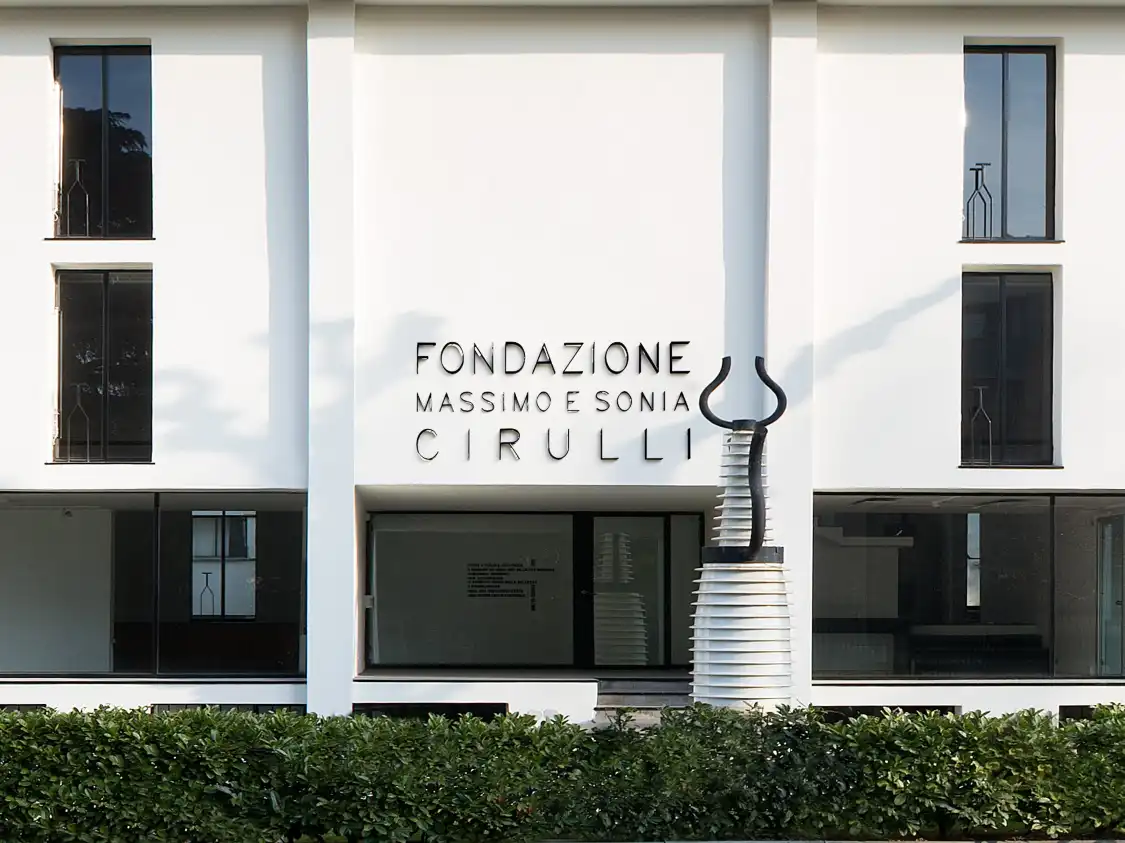 Hotel in zona Fondazione Massimo e Sonia Cirulli