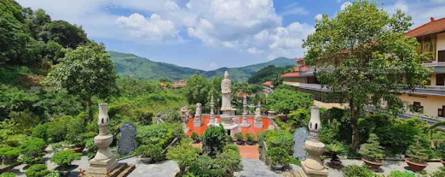 Trúc Lâm Yên Tử Zen Monastery