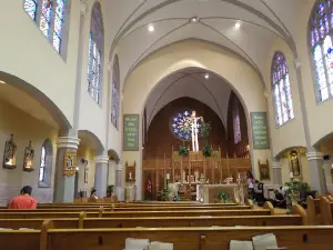 Holy Cross Catholic Church