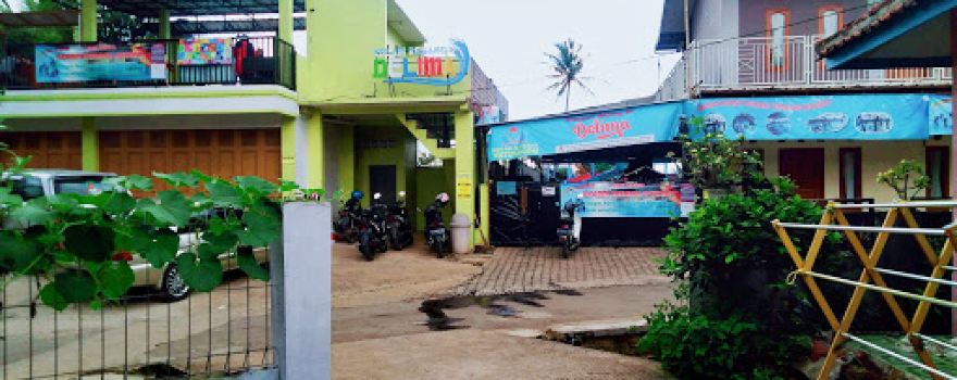 Kolam Renang Delima