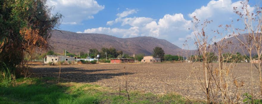 Balneario Acapulquito Los Sauces