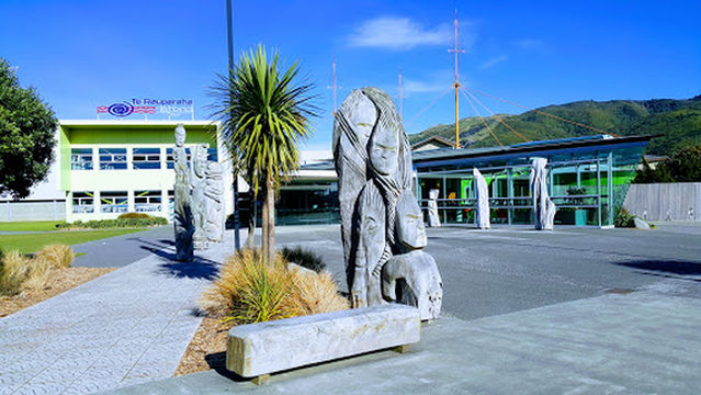 Te Rauparaha Arena and Aquatic Centre