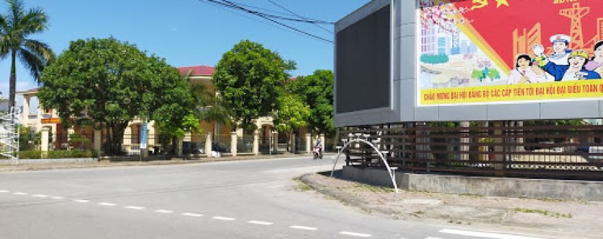Trung tâm Hành chính công Hương Sơn