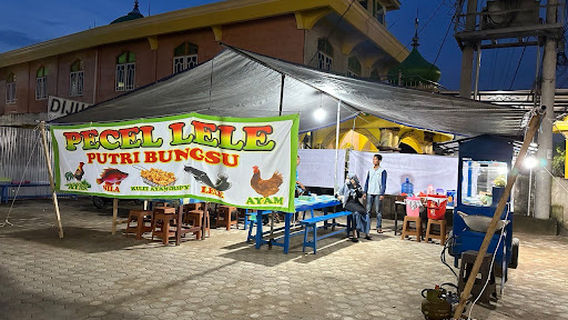 Taman Tugu Gajah ( Simpang Pulai Jambi )