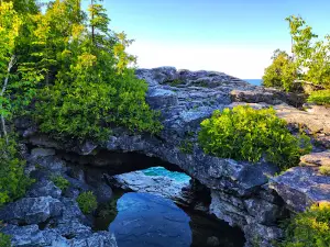 The Grotto, Bruce Peninsula National Park