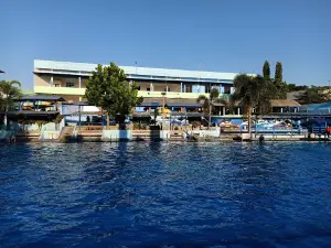 Kolam Renang Doeng Cuo