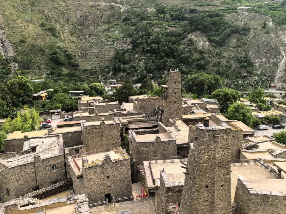 4_Taoping Qiang Village