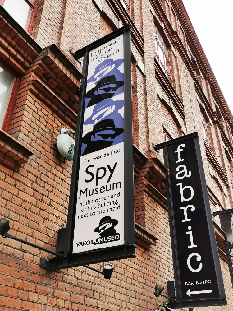Hotels near Spy Museum