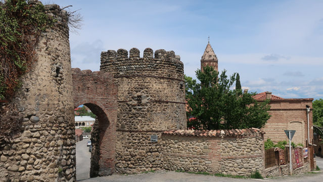 시그흐나그히 벽