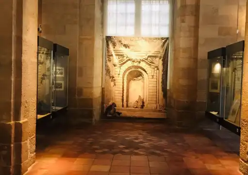 鄰近波爾多海關國家博物館的酒店