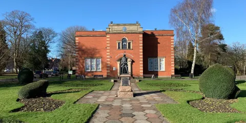 Nuneaton Museum and Art Gallery