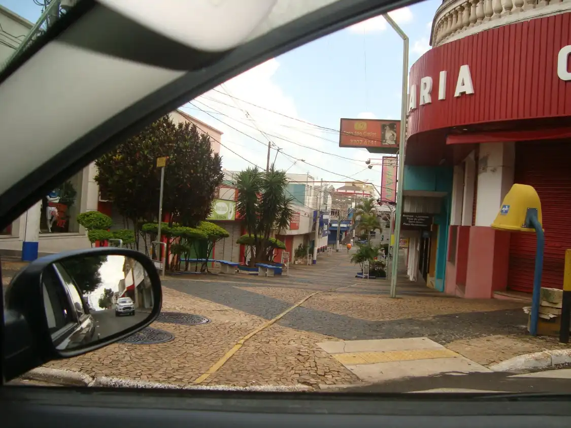 Hotel dekat Calçadão da General