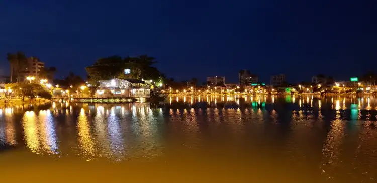 Các khách sạn gần Lagoa Paulino