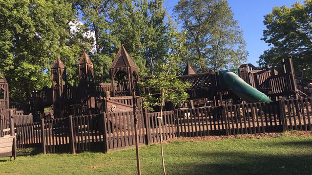 Lake Lansing Park South