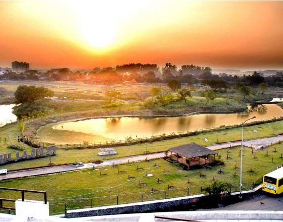 蘇拉特 自由行套票