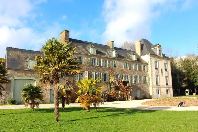 Hotels in Caudan