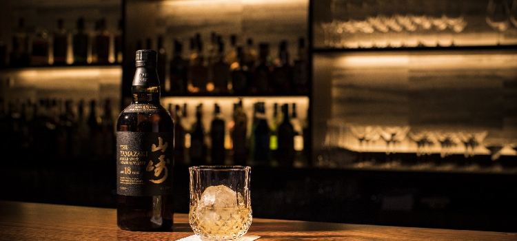 The Bar/The Cigar Bar