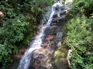 Virgen de Lourdes (El Chorro)