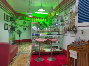Warung Kopi Pak Ucok Simpang Tiga