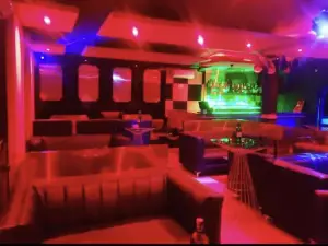 Ze chill lounge bar