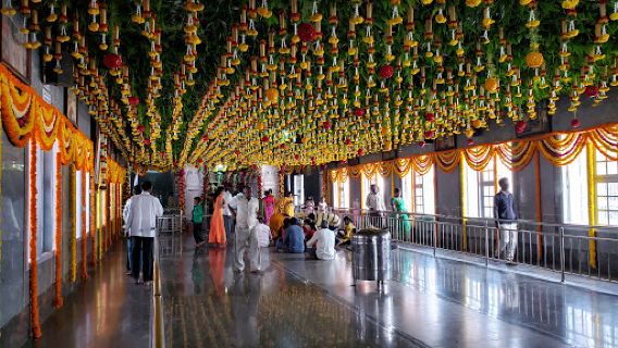 Sri Kaiwara Yogi Nareyana Mata