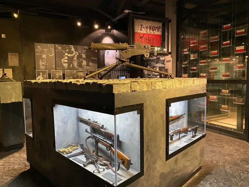 3_Warsaw Uprising Museum