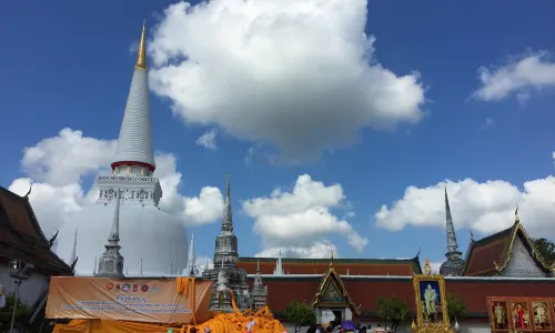 Wat Phra Mahathat Woramahawihan