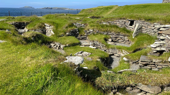 Jarlshof Prehistoric and Norse Settlement