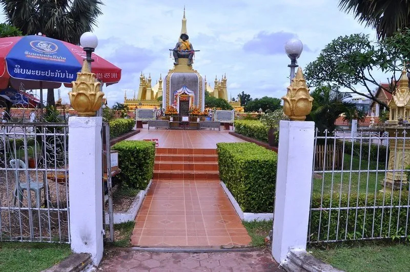 3_อนุสาวรีย์ สมเด็จพระเจ้าไชยเชษฐาธิราช