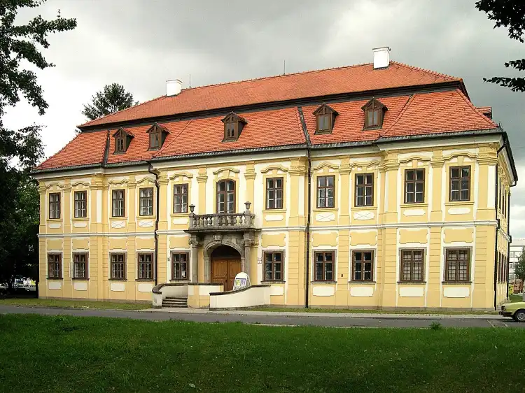 Senica