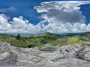 Thomas Knob Shelter
