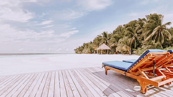 Hometown Tan - Tanning Salon