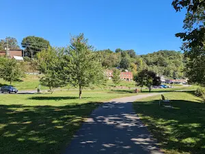 Lansing Creeper Trail Park