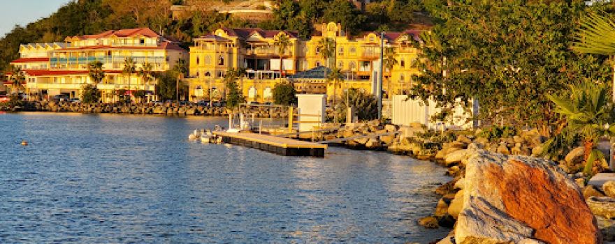 Marigot Market