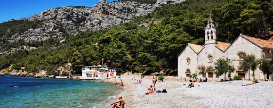 Gusarica Beach