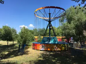 Poyushchiy Fontan