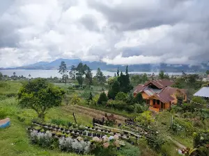 Panorama Danau Kembar Atas Bawah