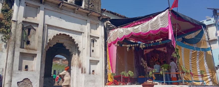 Bada Darwaja Lodhi Panchayat Bhavan