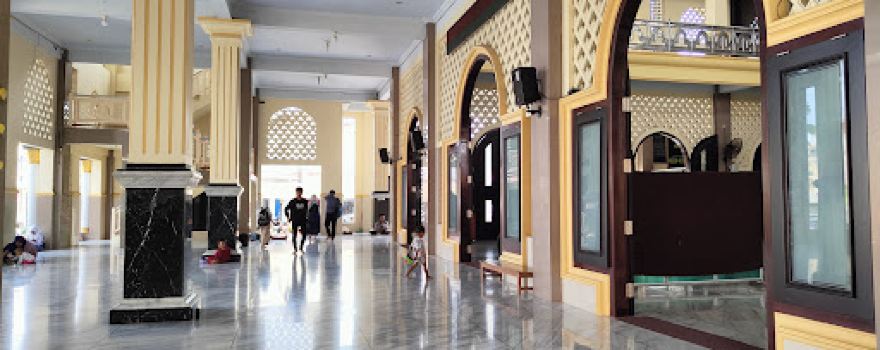 Masjid Besar Baitul Khoir Kec. Bandung