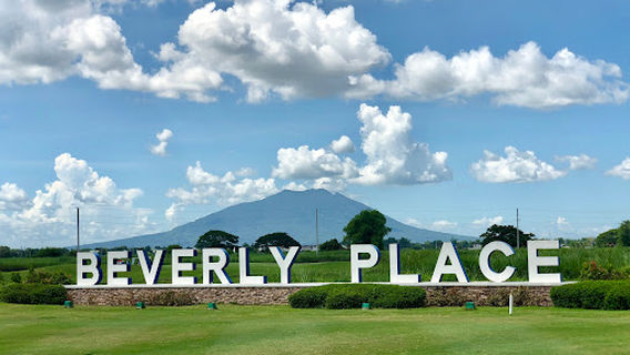 Beverly Place Golf Club