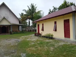 Gereja Katolik St. Theresia Kandis