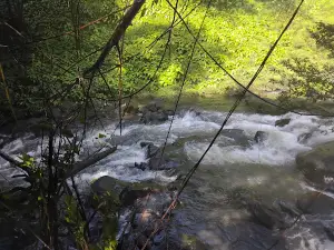 Jantur Inar (Inar Waterfalls)