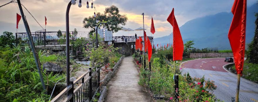 Cột Cờ Mai Châu