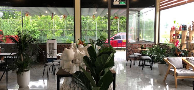S Men Cafe & Billiards Hoằng Quý