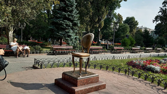 Monument to Ilf and Petrov